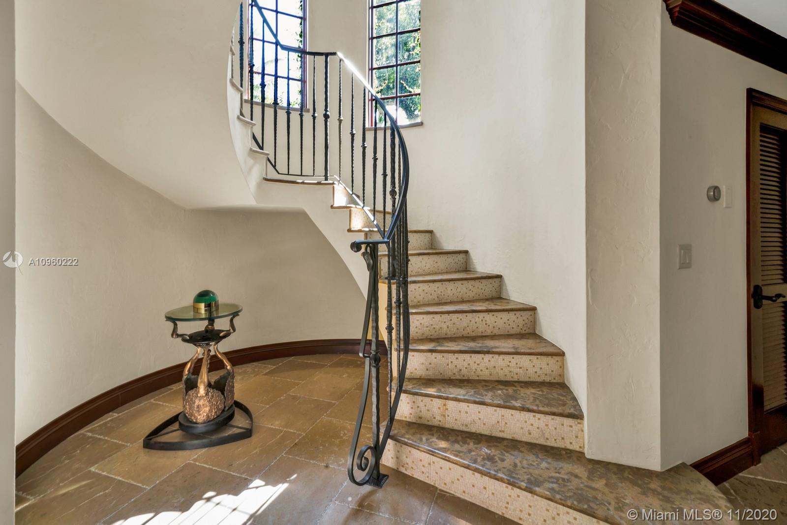 LA GORCE GOLF SUB - Residential