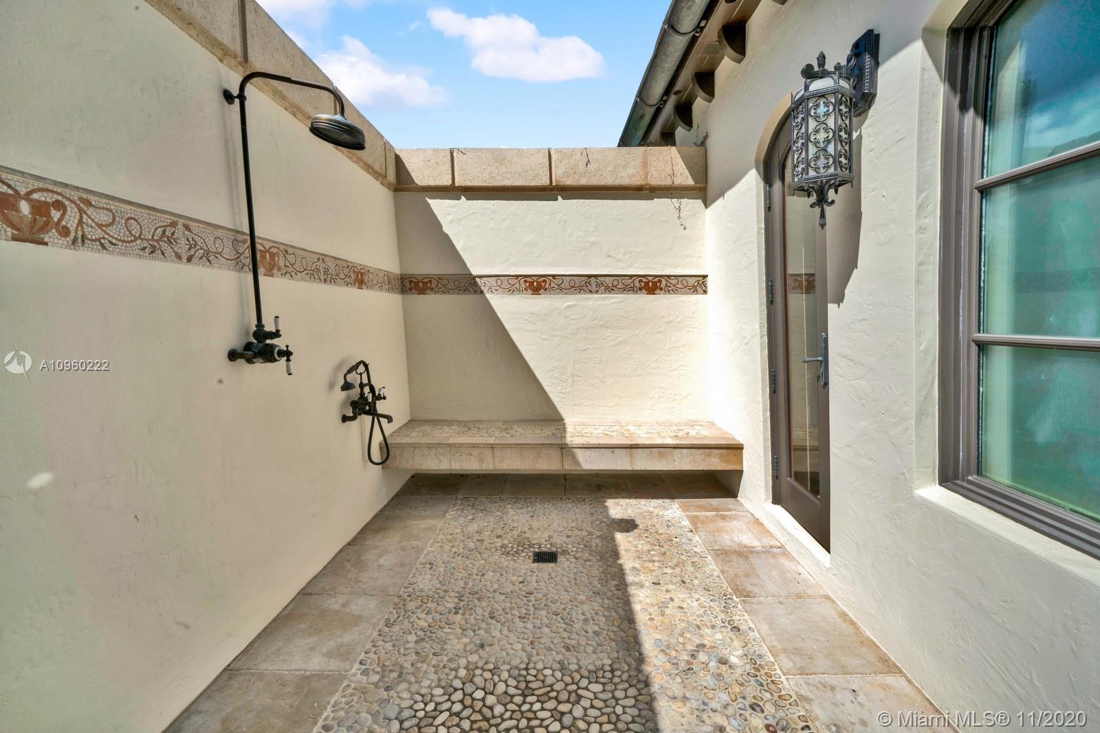 LA GORCE GOLF SUB - Residential