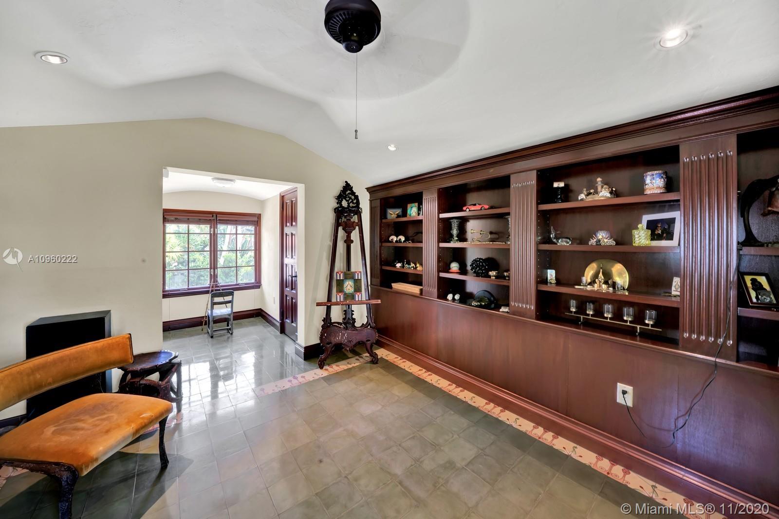 LA GORCE GOLF SUB - Residential