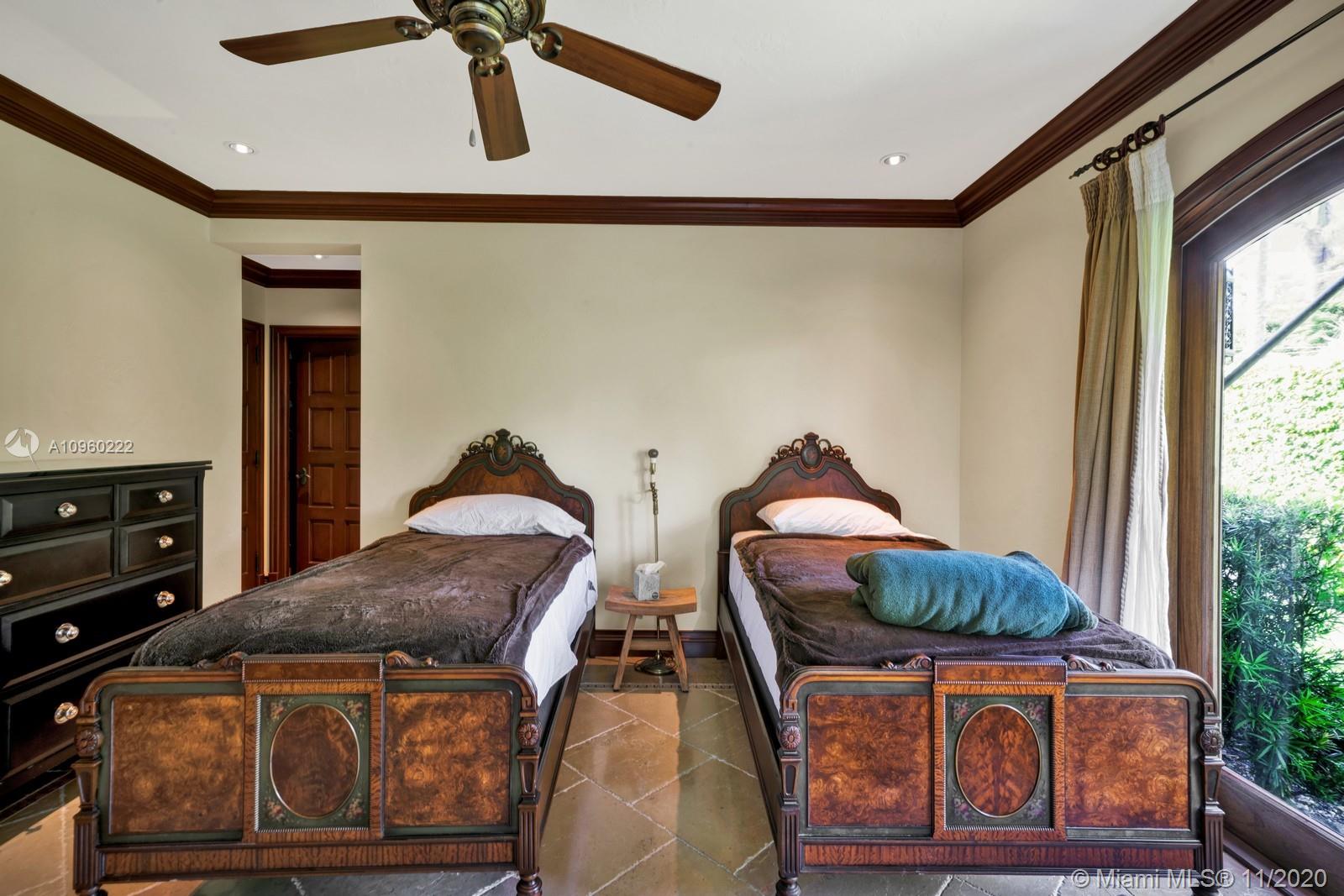 LA GORCE GOLF SUB - Residential