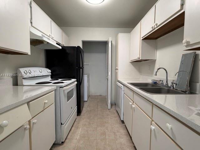 PRESERVE AT AVERY LAKES - Residential Lease