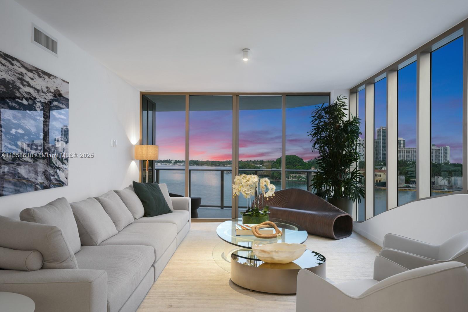 Onda Residences - Residential