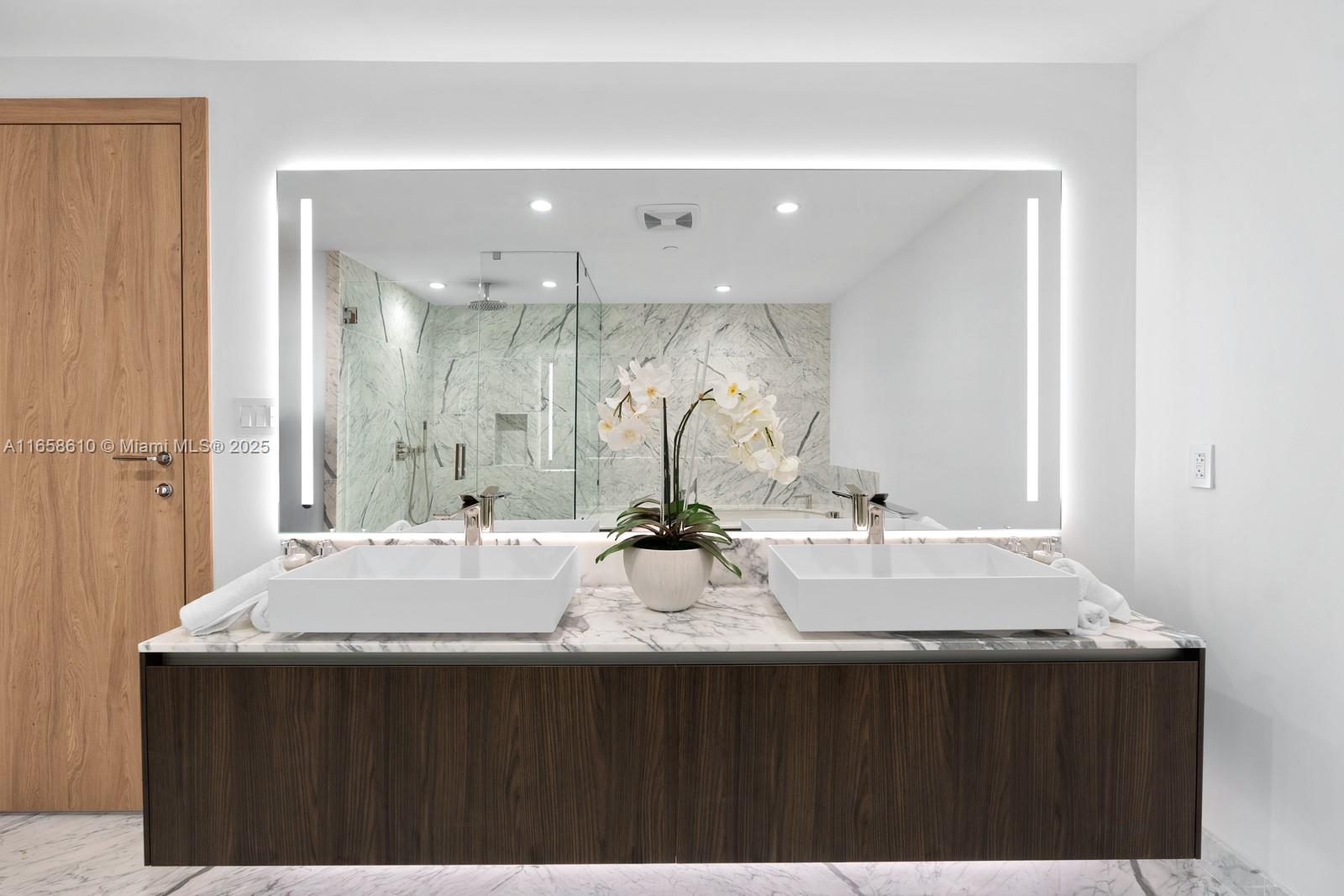 Onda Residences - Residential