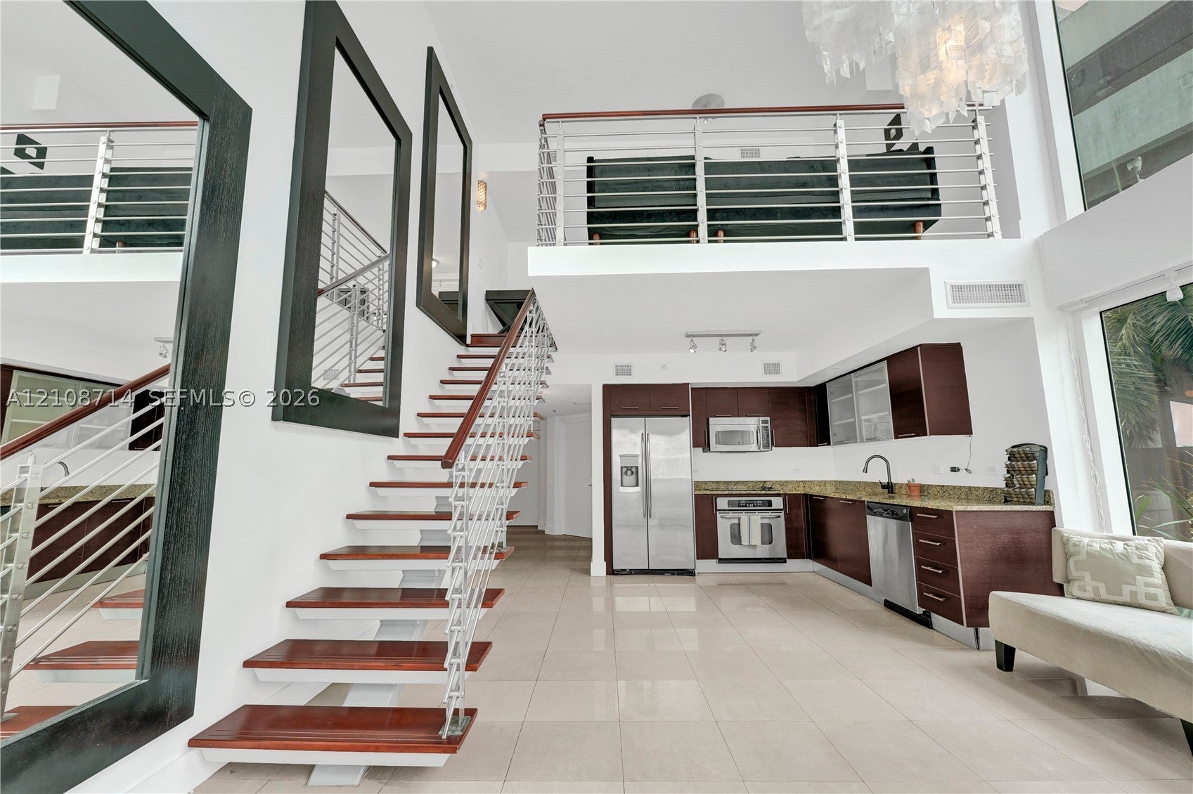 41 SE 5th St 317