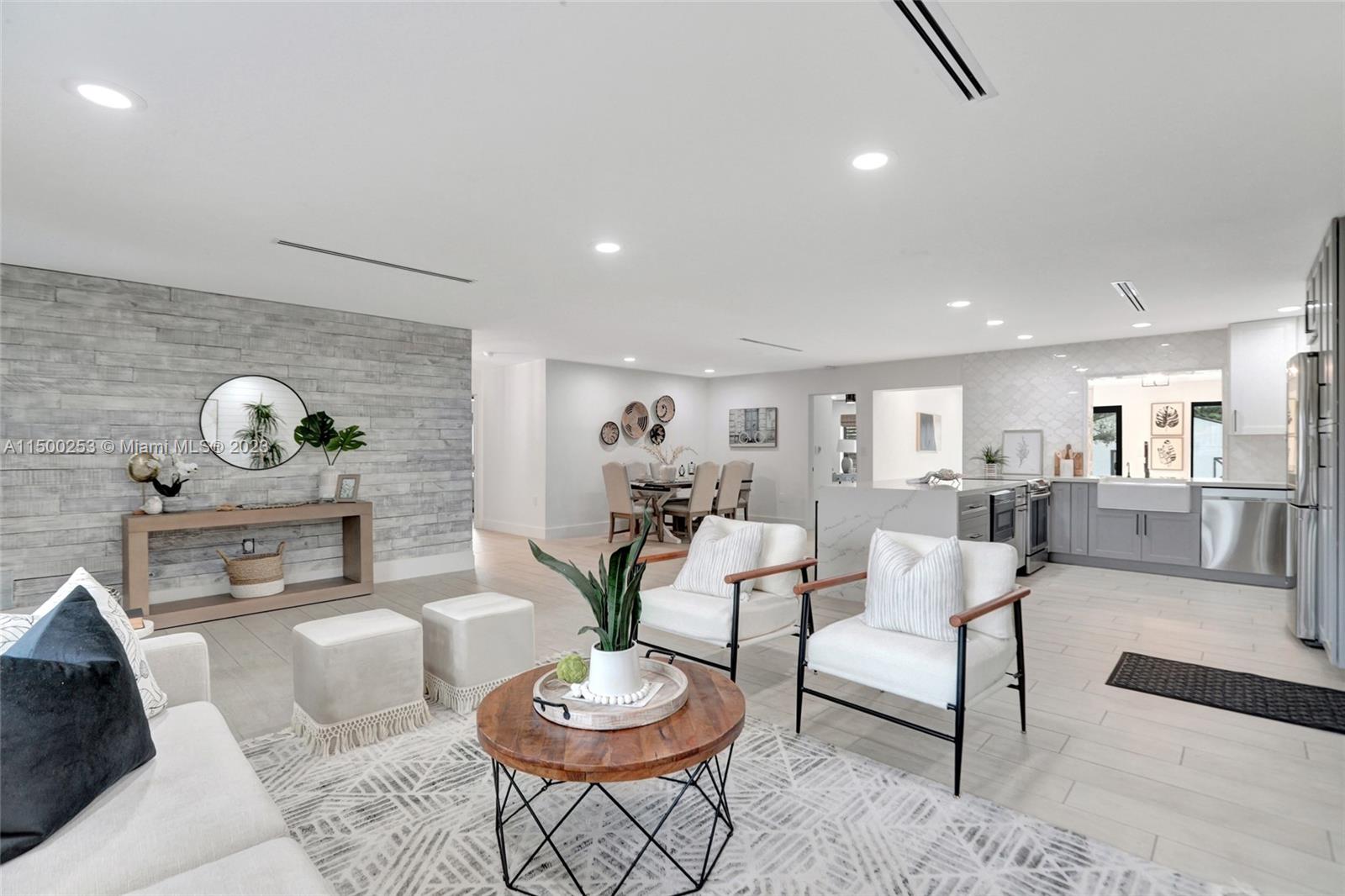 FLA FRUIT LANDS CO SUB NO - Residential