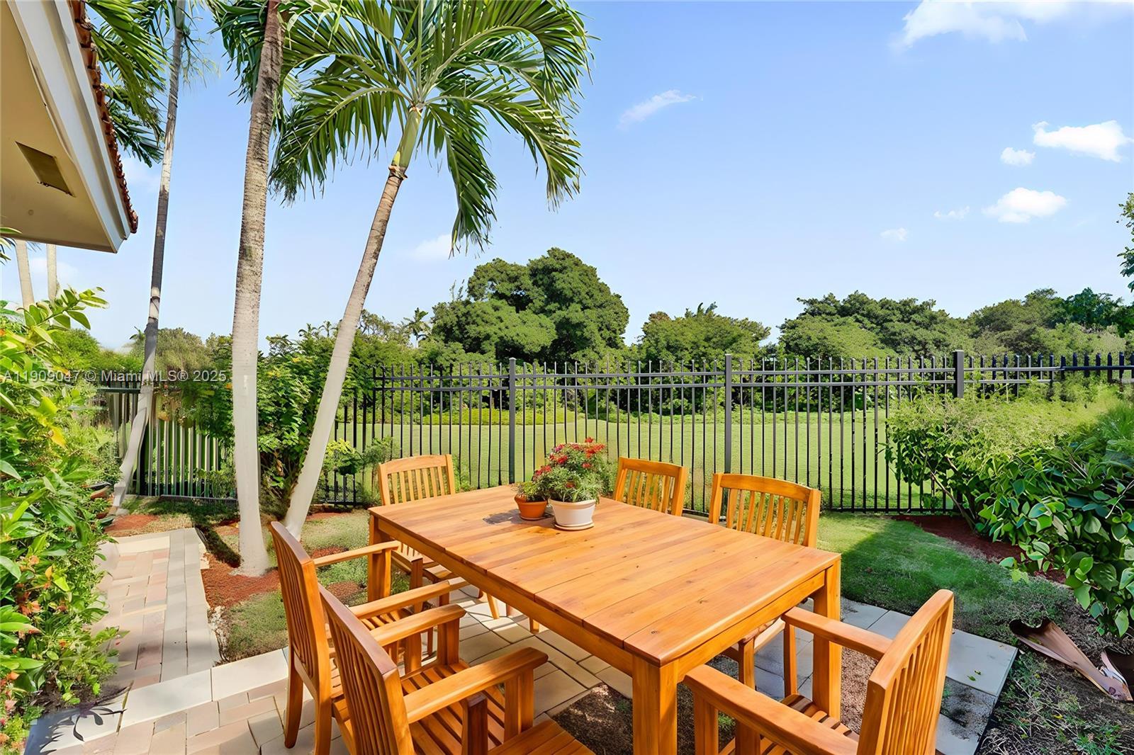 Hillsboro Harbor - Residential