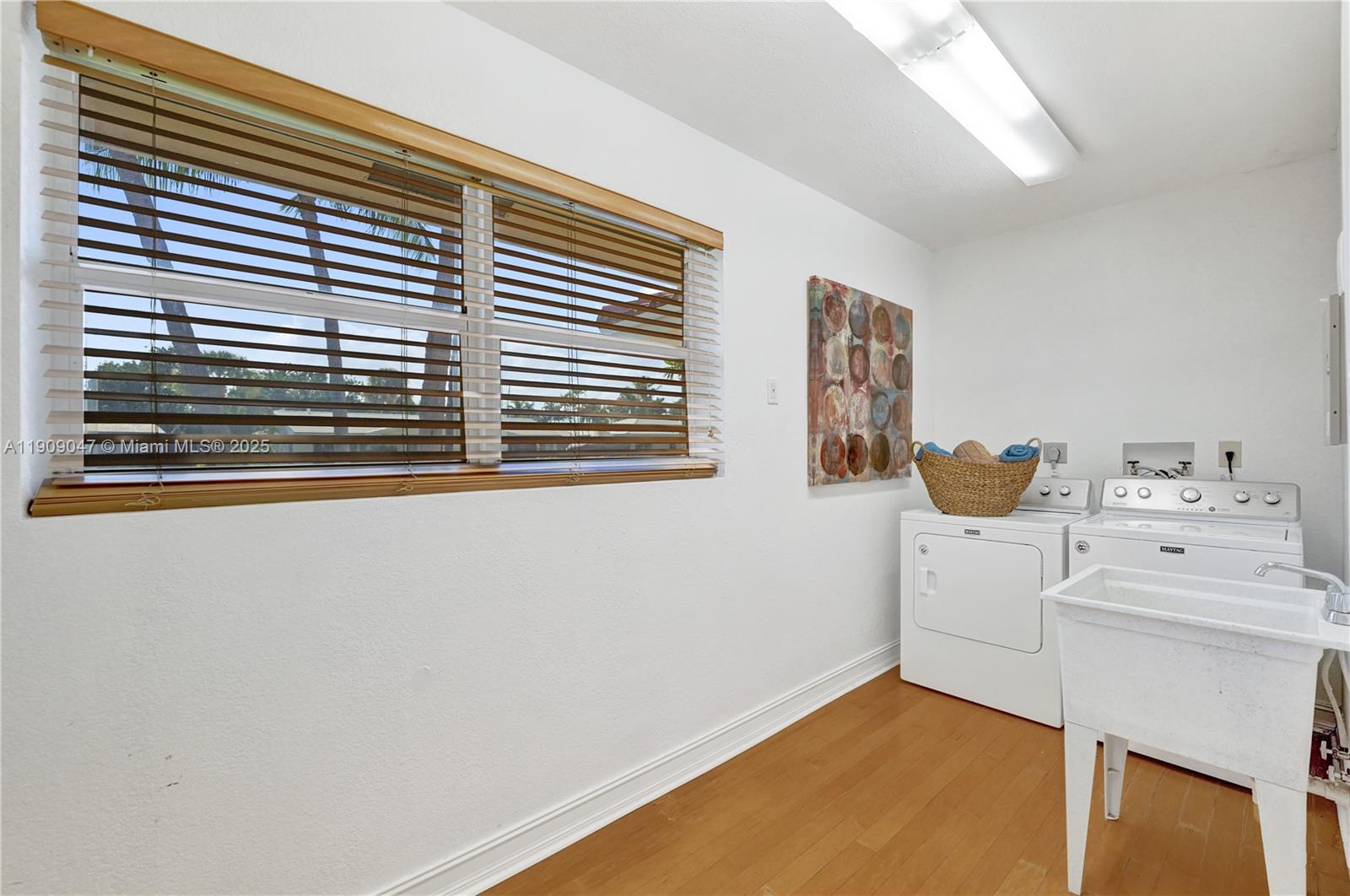 Hillsboro Harbor - Residential