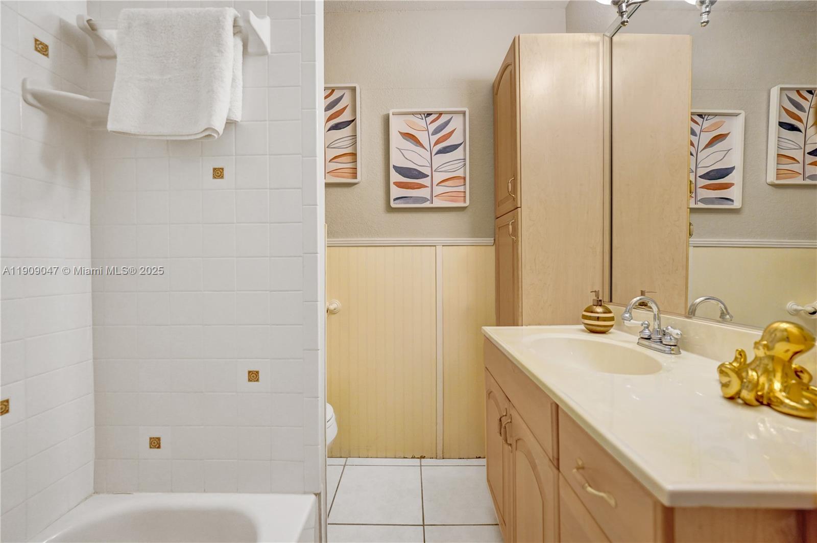 Hillsboro Harbor - Residential