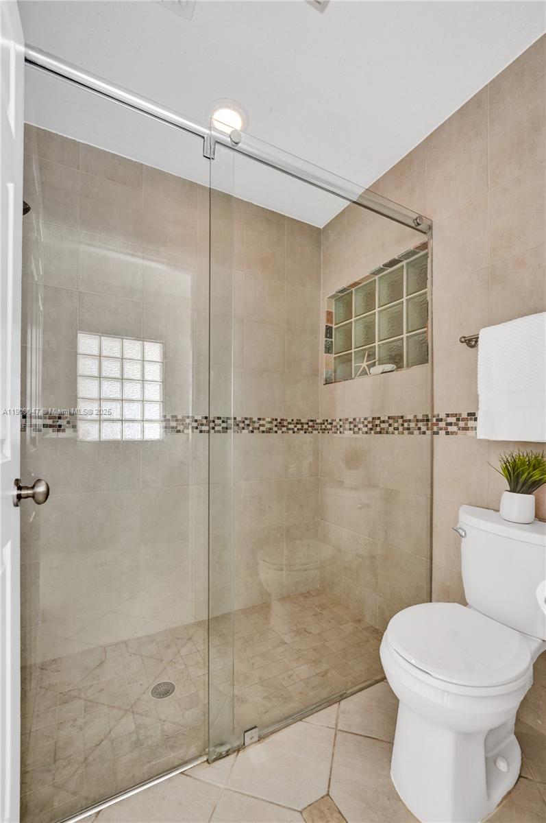 Hillsboro Harbor - Residential