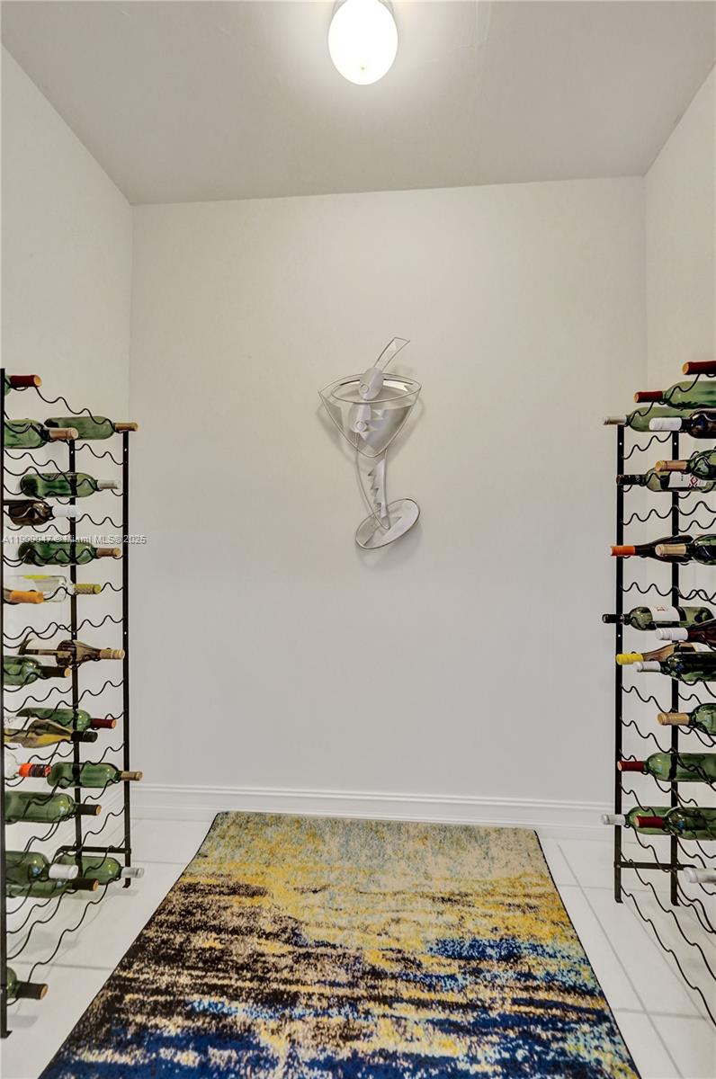 Hillsboro Harbor - Residential