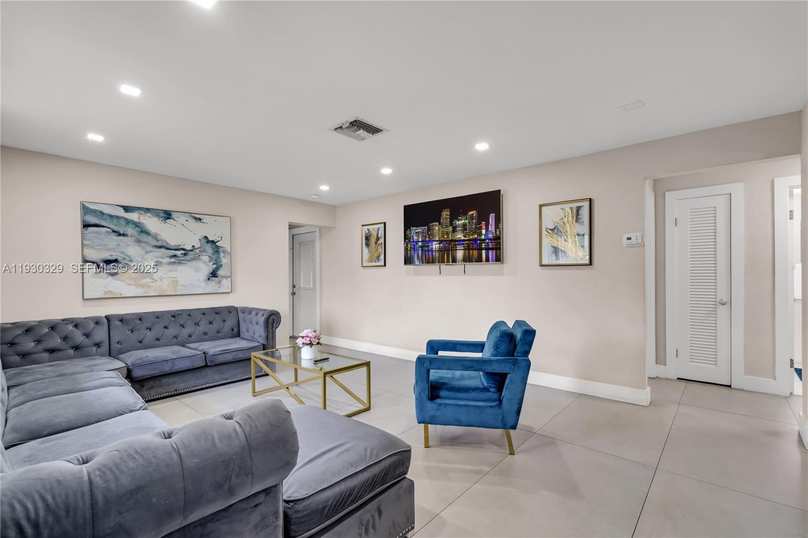 HILLBROOK - Residential Lease