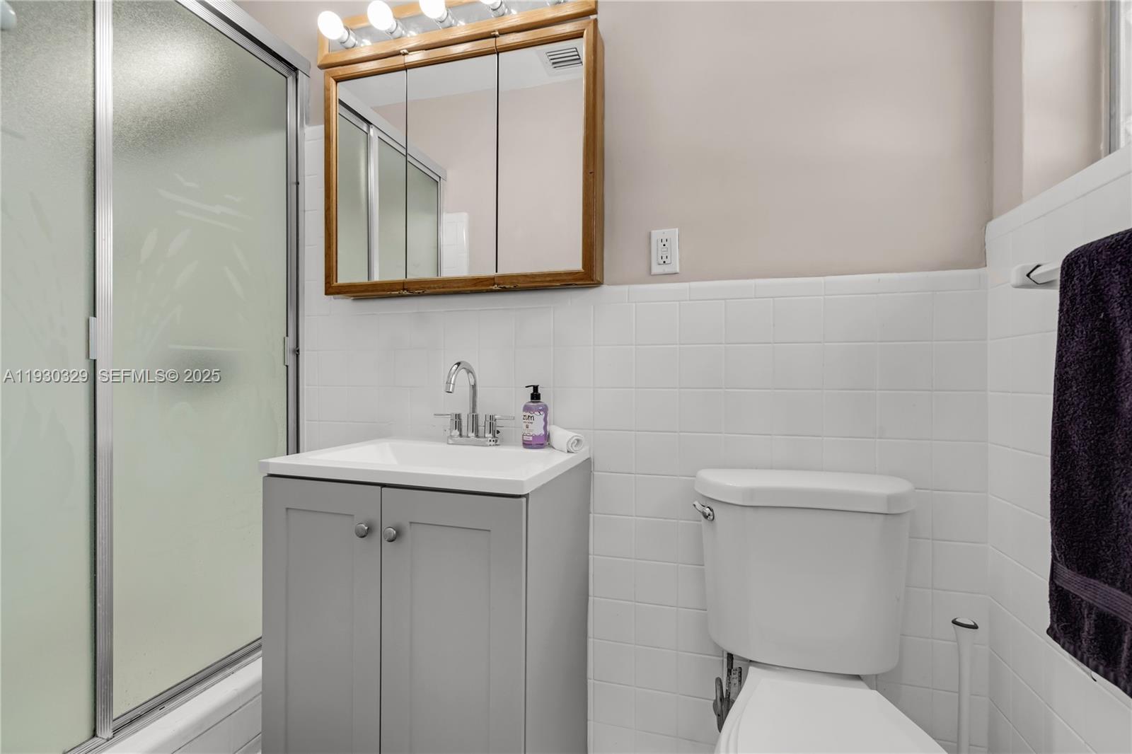 HILLBROOK - Residential Lease