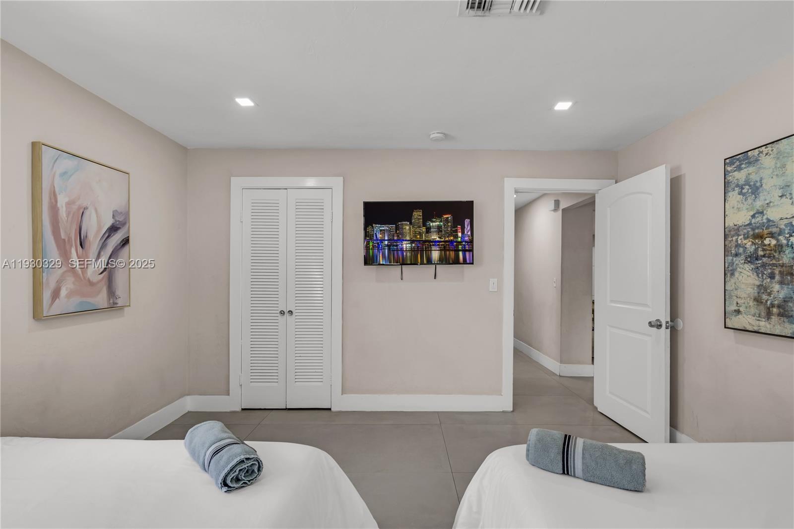 HILLBROOK - Residential Lease