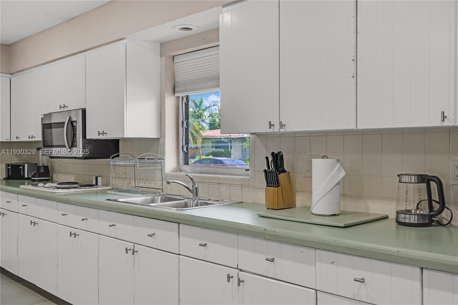 HILLBROOK - Residential Lease