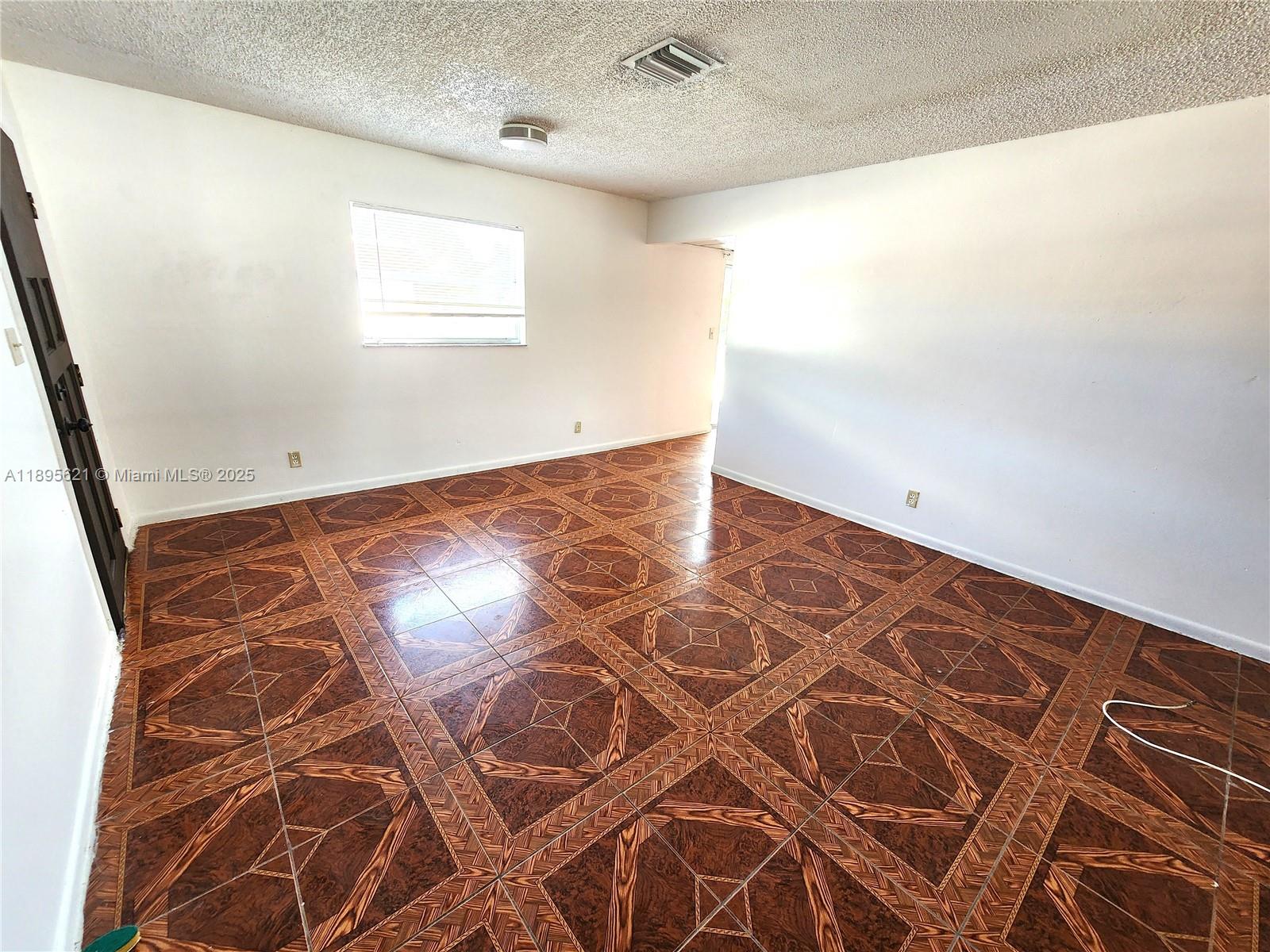 321 SW 1st Ct K-5