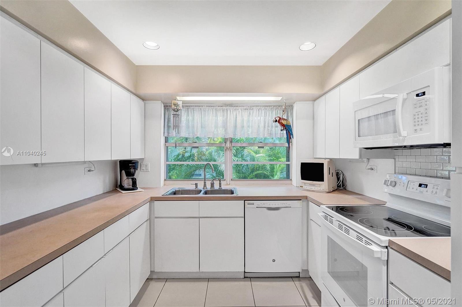 AMD EDGEWATER MANORS - Residential