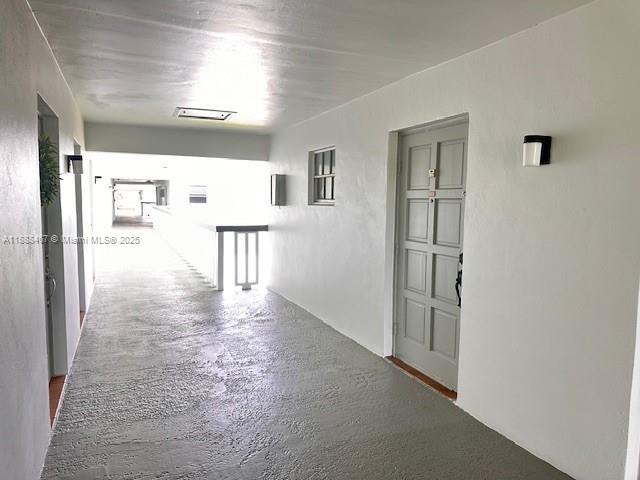 HILLCREST COUNTRY CLUB AP - Residential