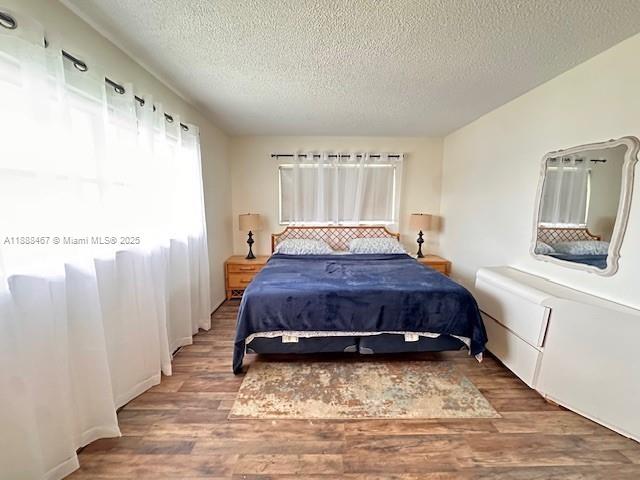 HILLCREST COUNTRY CLUB AP - Residential