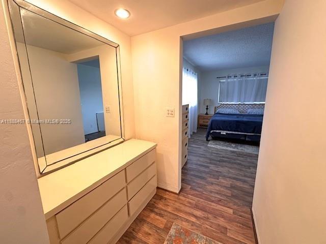 HILLCREST COUNTRY CLUB AP - Residential