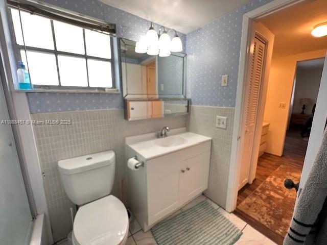 HILLCREST COUNTRY CLUB AP - Residential