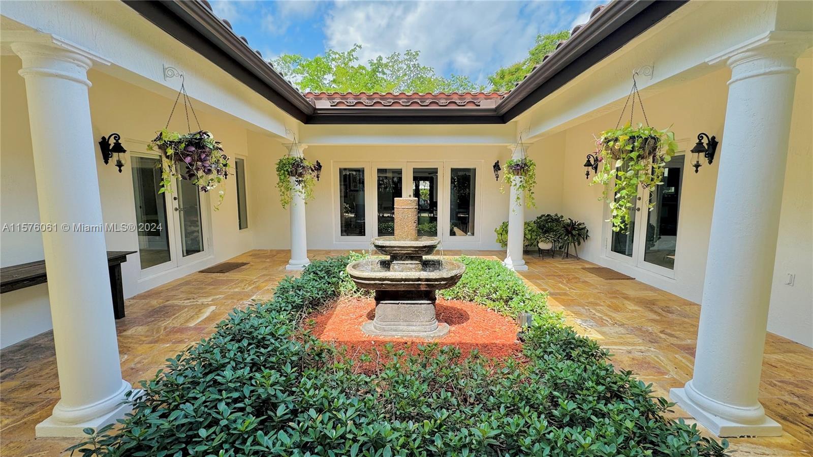 PHILARTHRIA - Residential