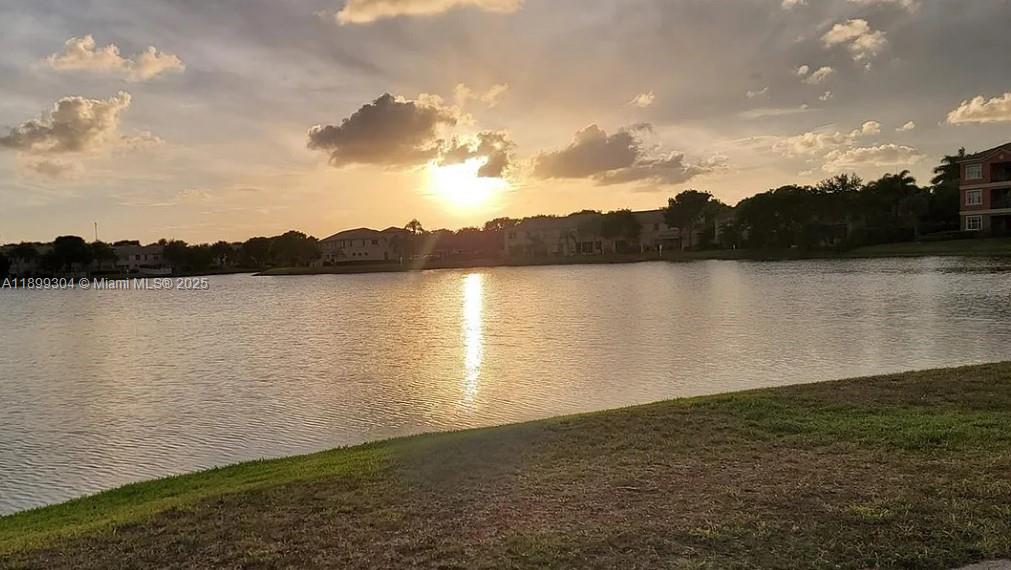 EL-AD VILLAGGIO CONDO BLD - Residential Lease