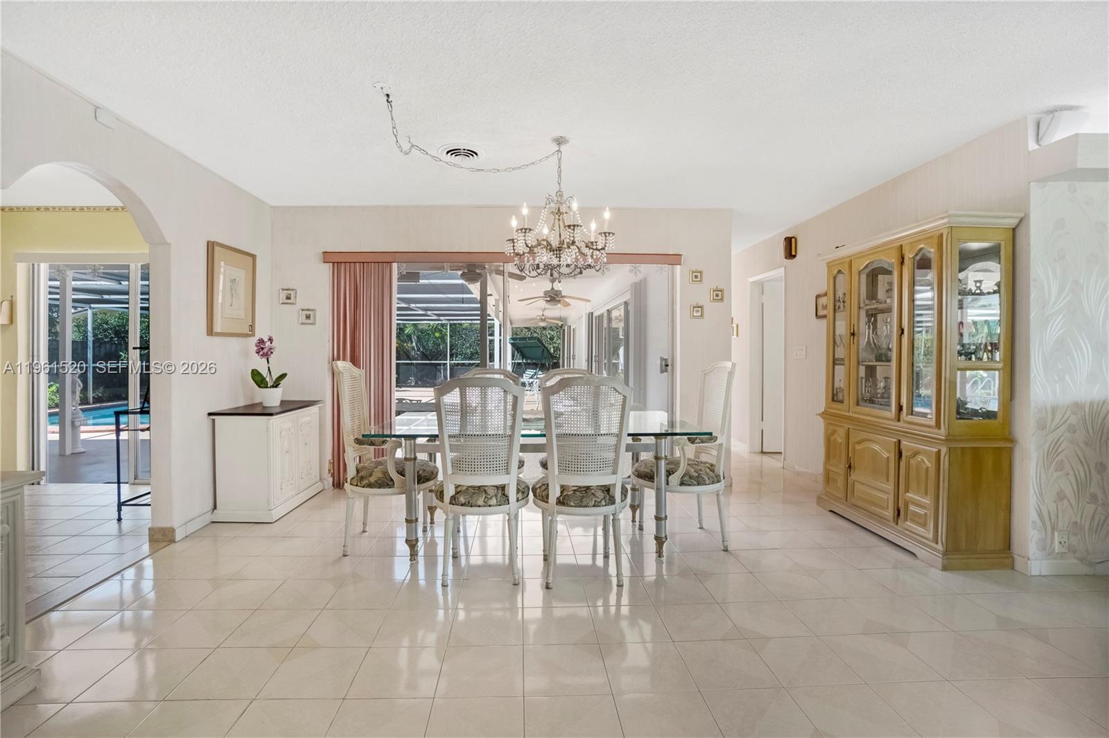 612 N 46th Ave, Hollywood, FL, 33021/$775,000 4 612 N 46th Ave