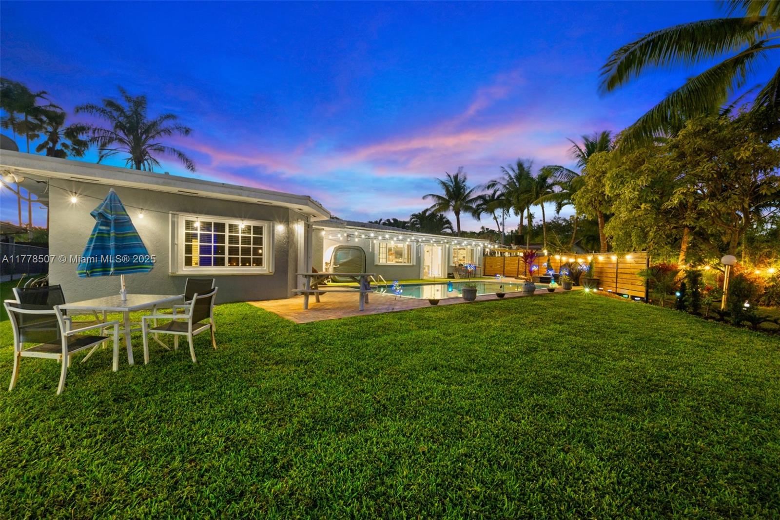 NORTH LAKE ESTATES - Residential