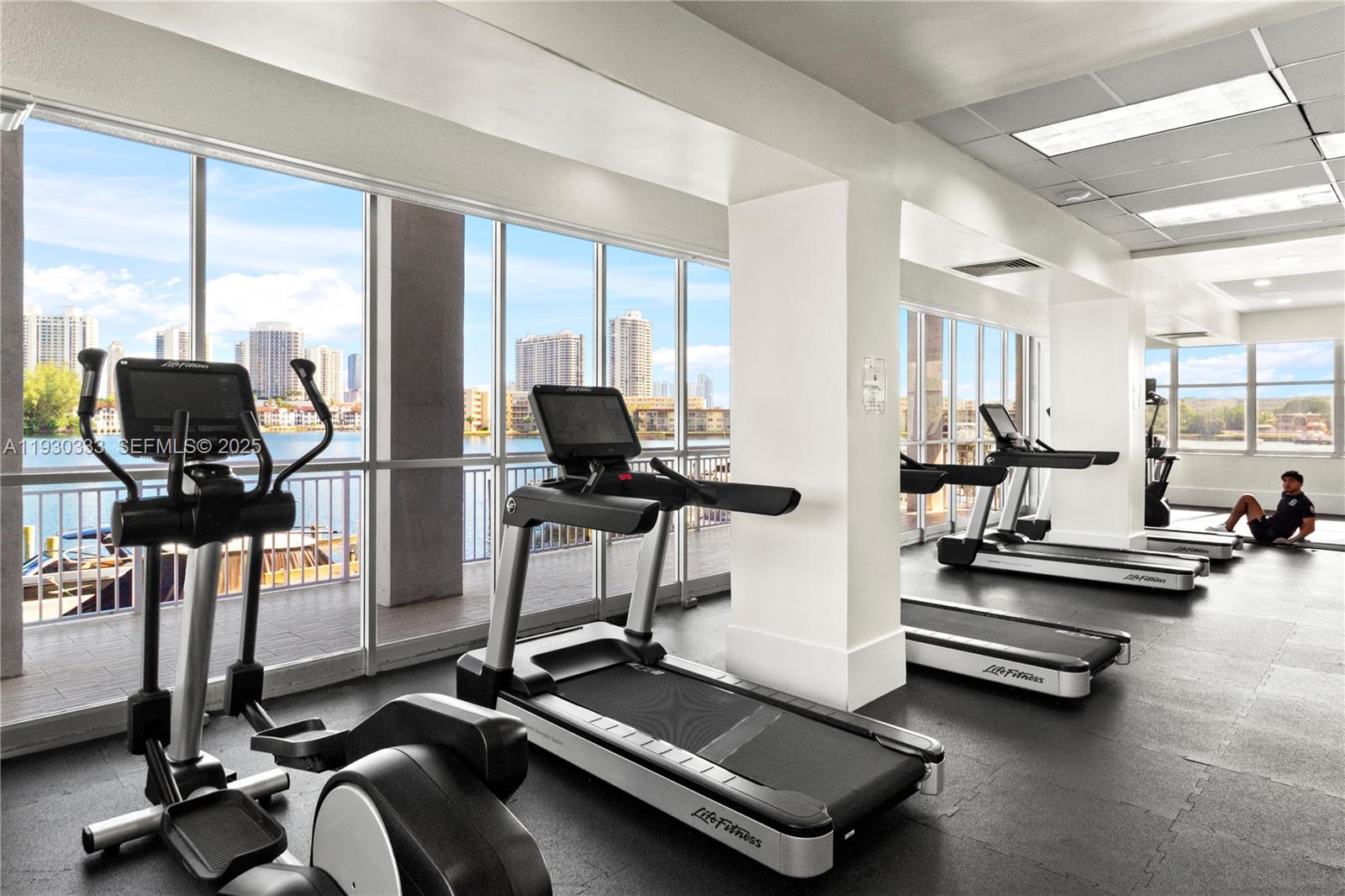 DEL PRADO MARINA - Residential