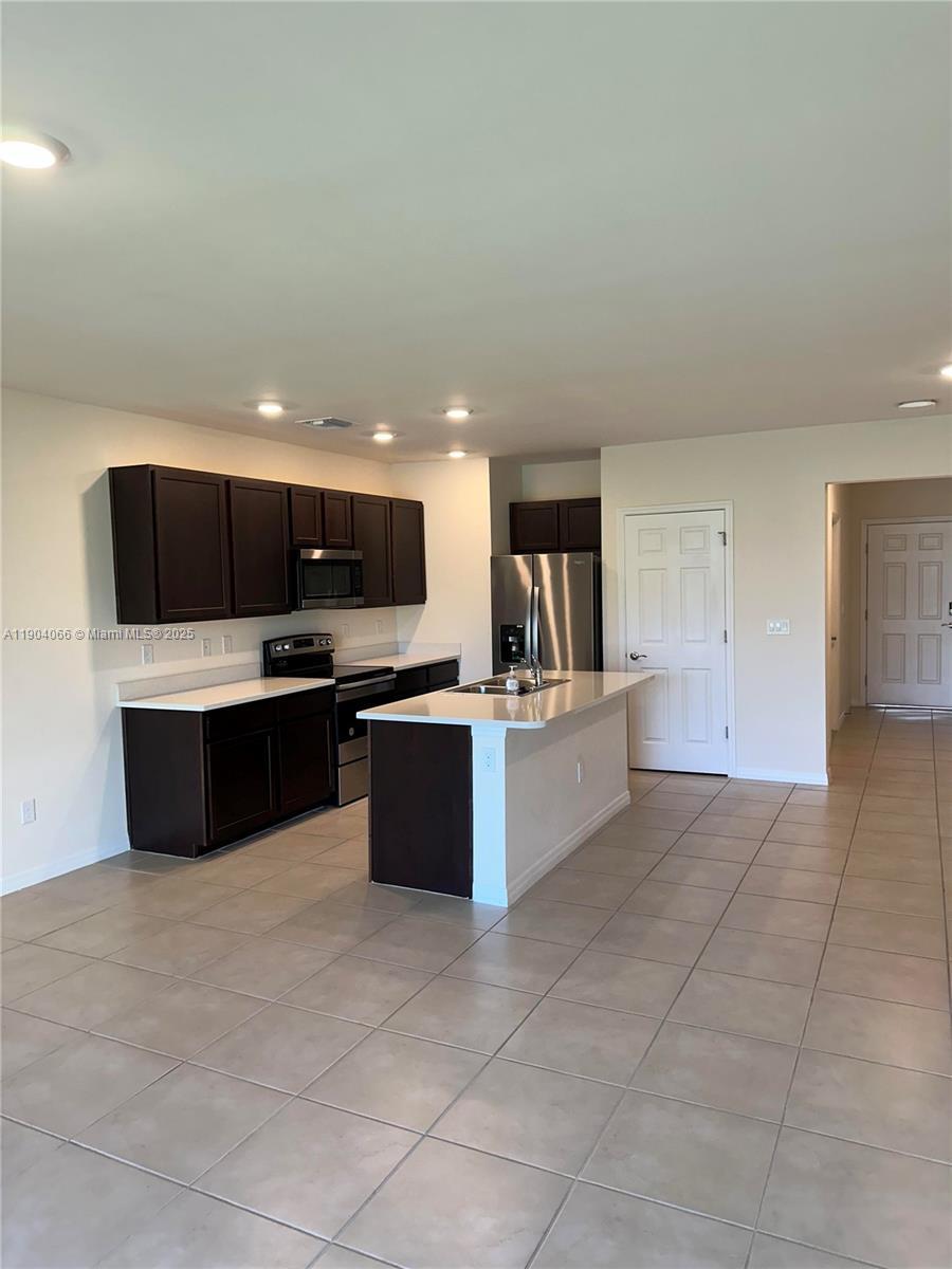 POLO CLUB ESTATES 2 - Residential