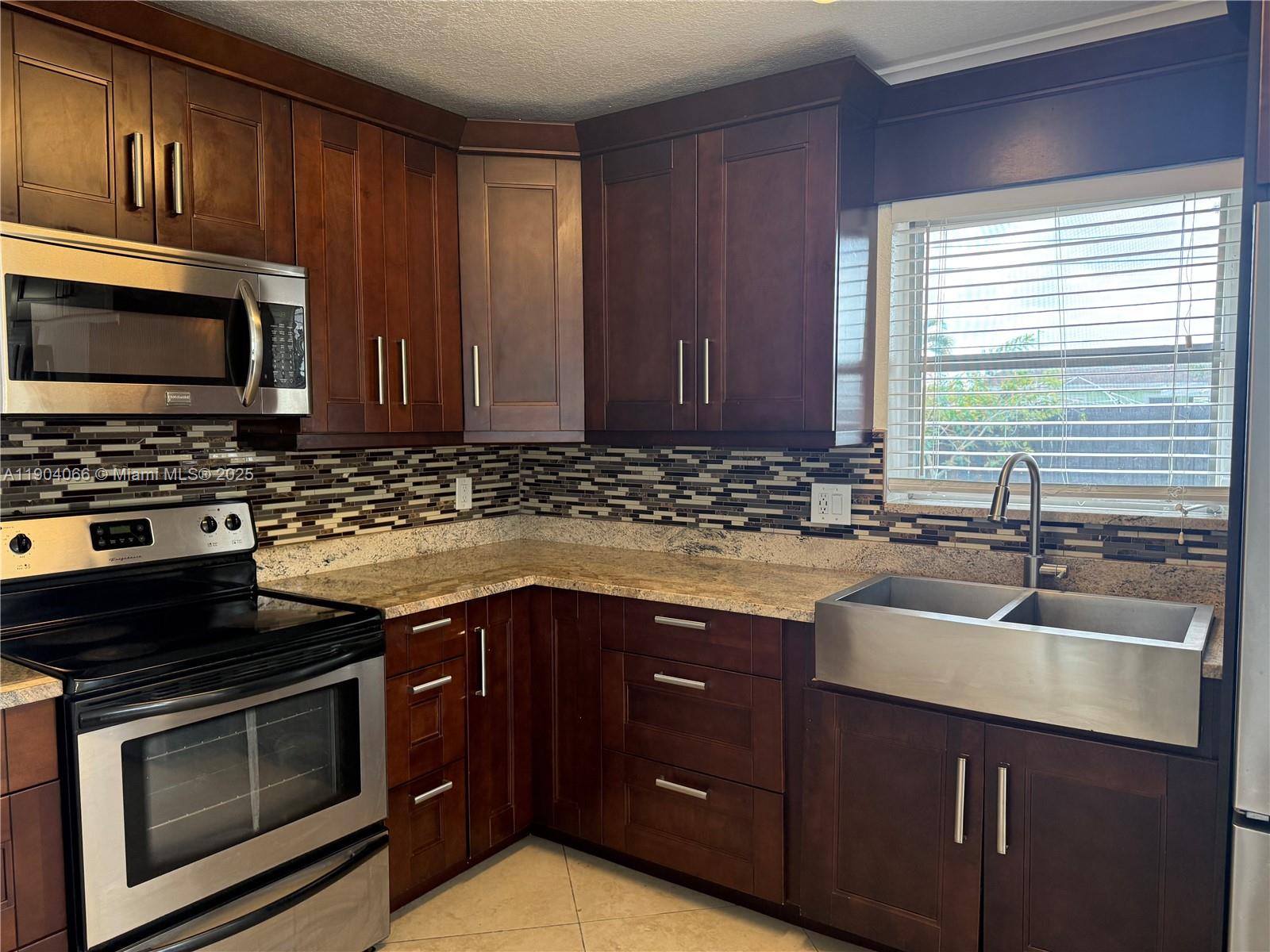 POLO CLUB ESTATES 2 - Residential