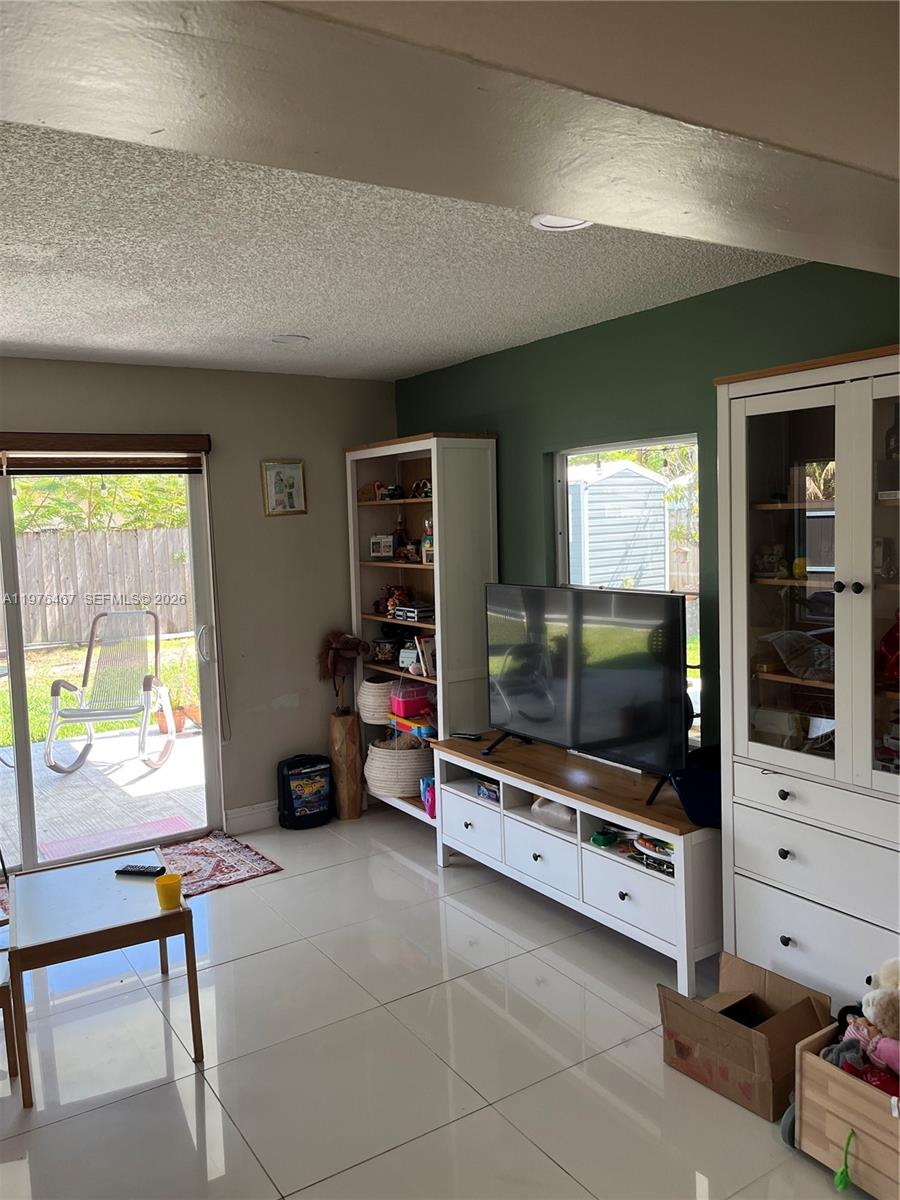 BENSON MANOR - Residential