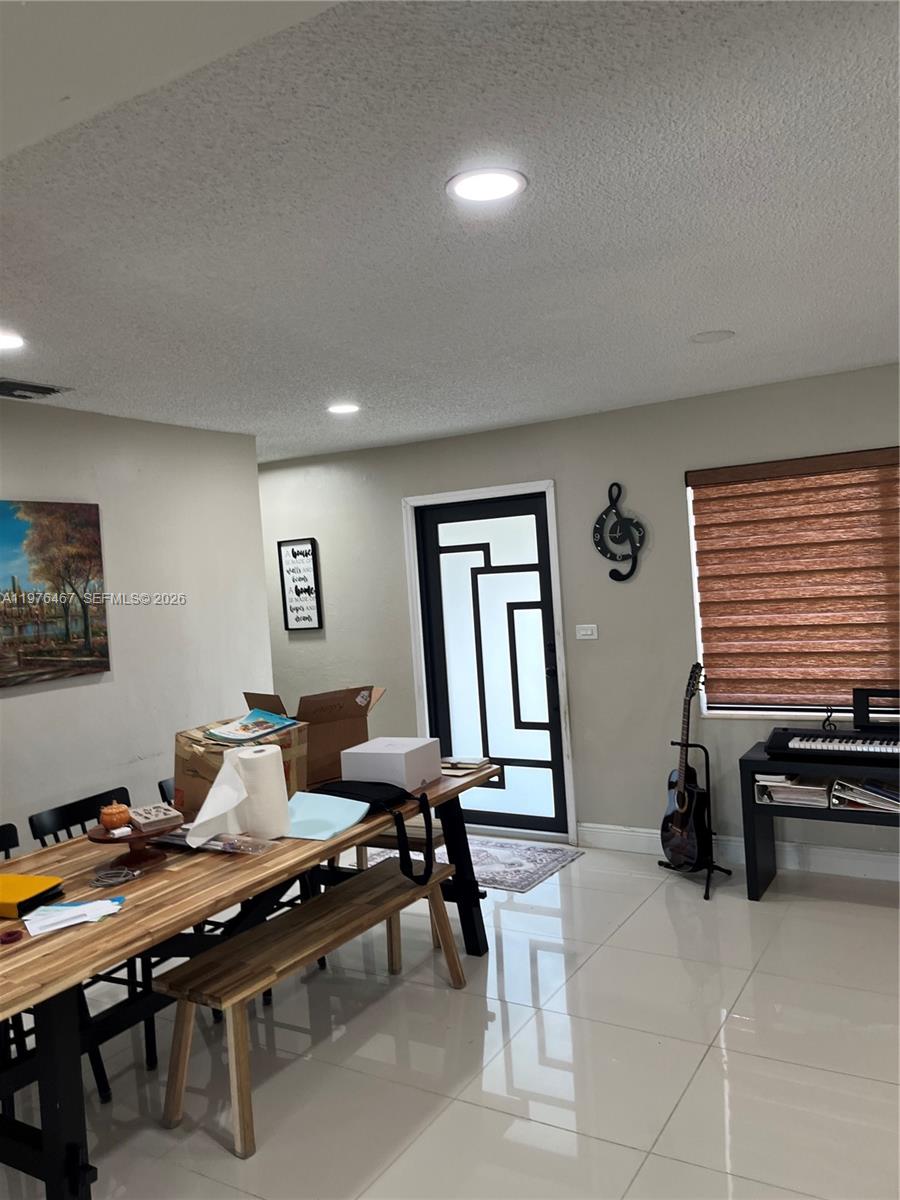 BENSON MANOR - Residential