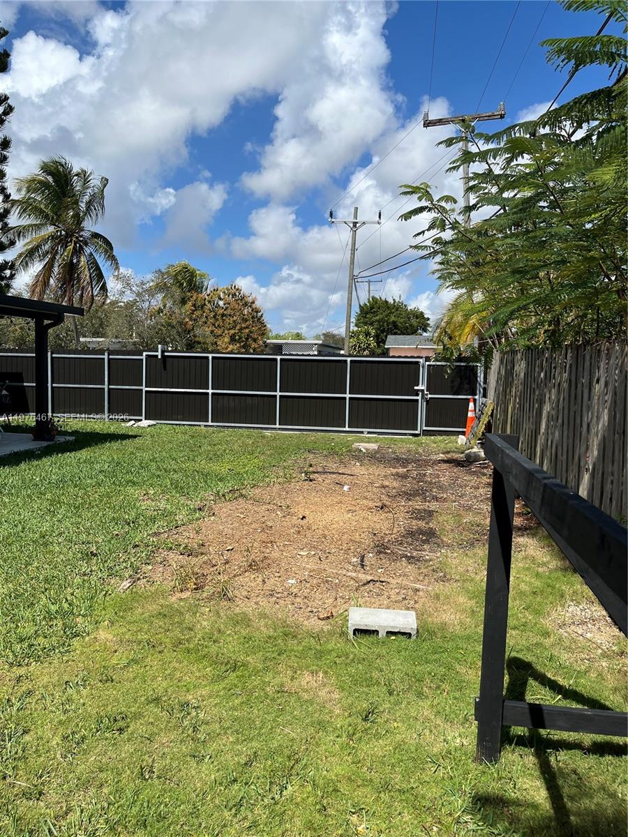 BENSON MANOR - Residential