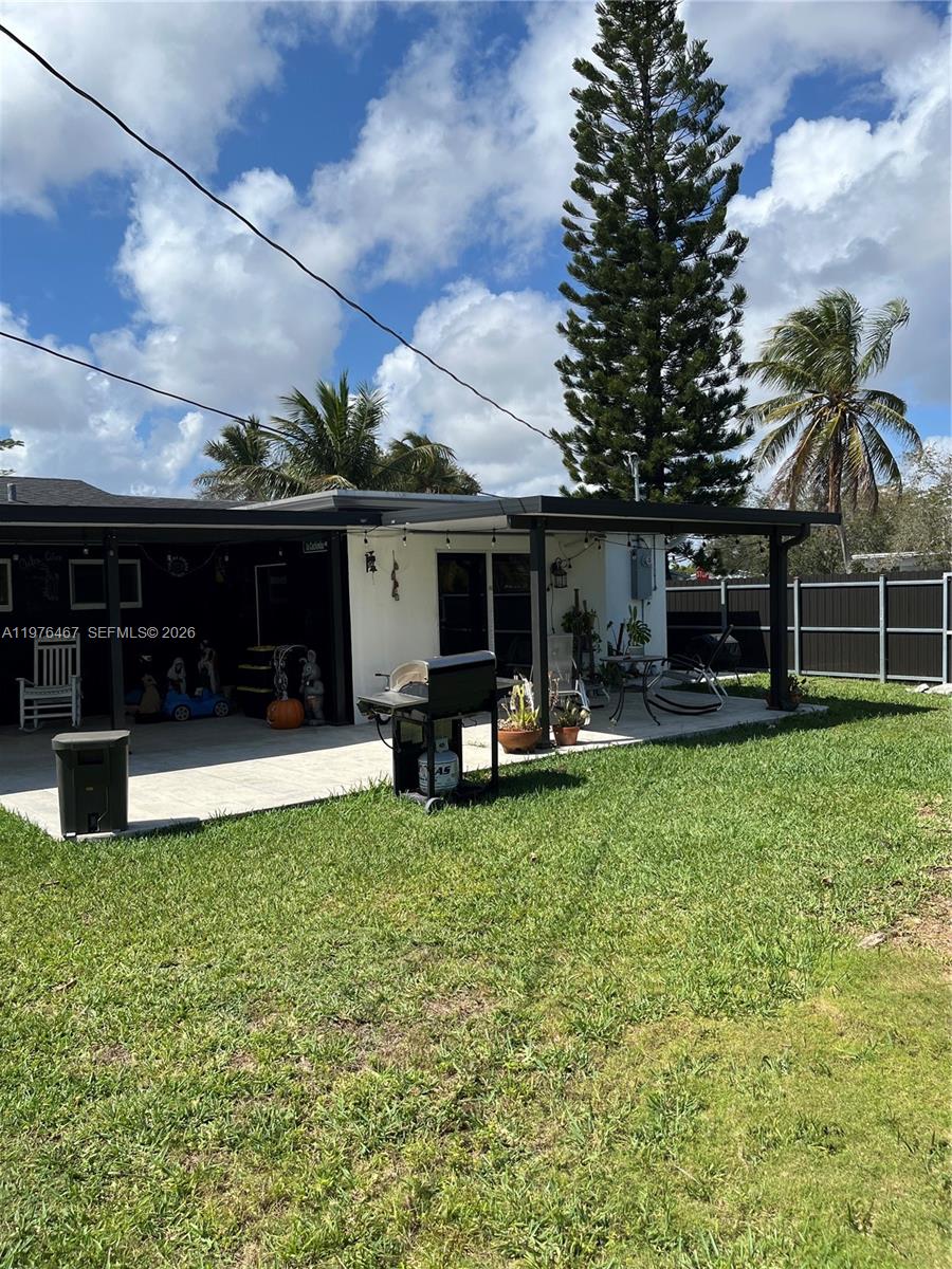 BENSON MANOR - Residential