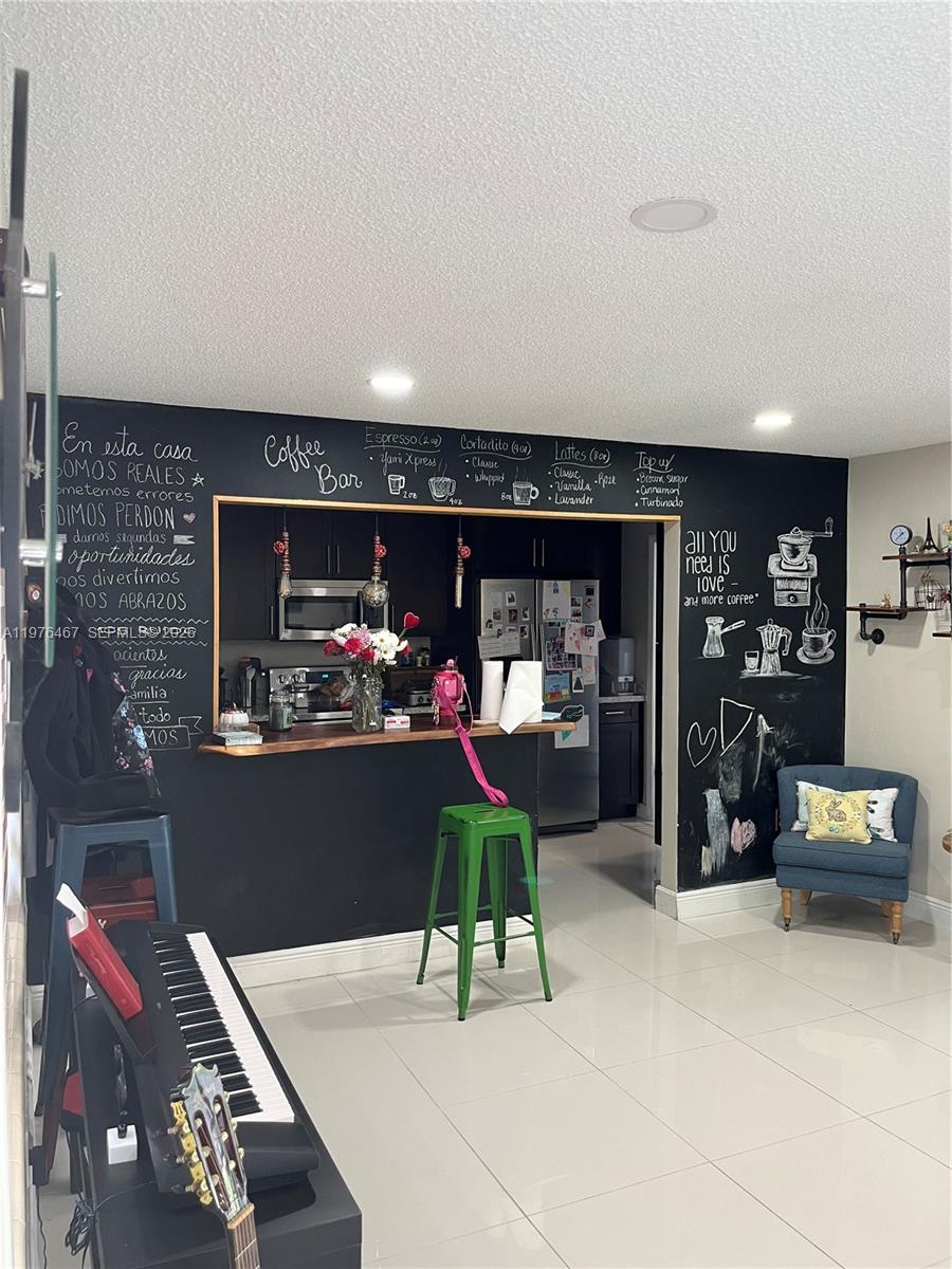 BENSON MANOR - Residential