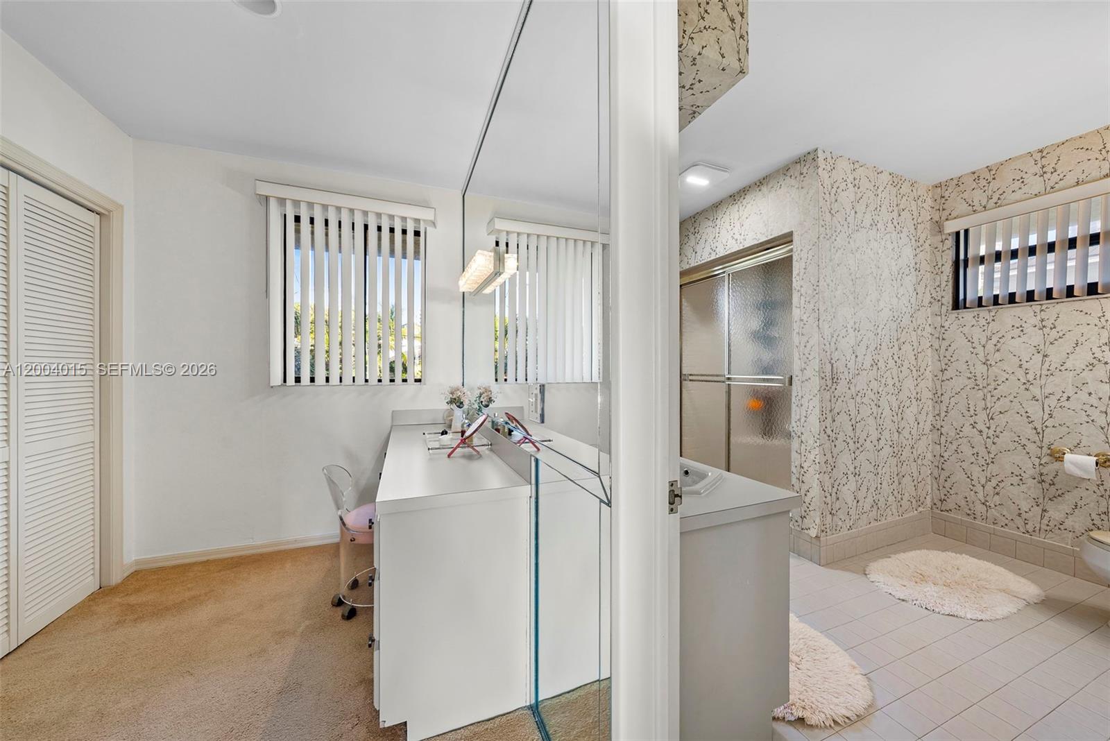 LAUDERDALE BEACH - Residential