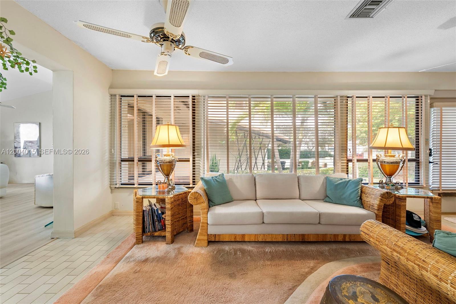 LAUDERDALE BEACH - Residential