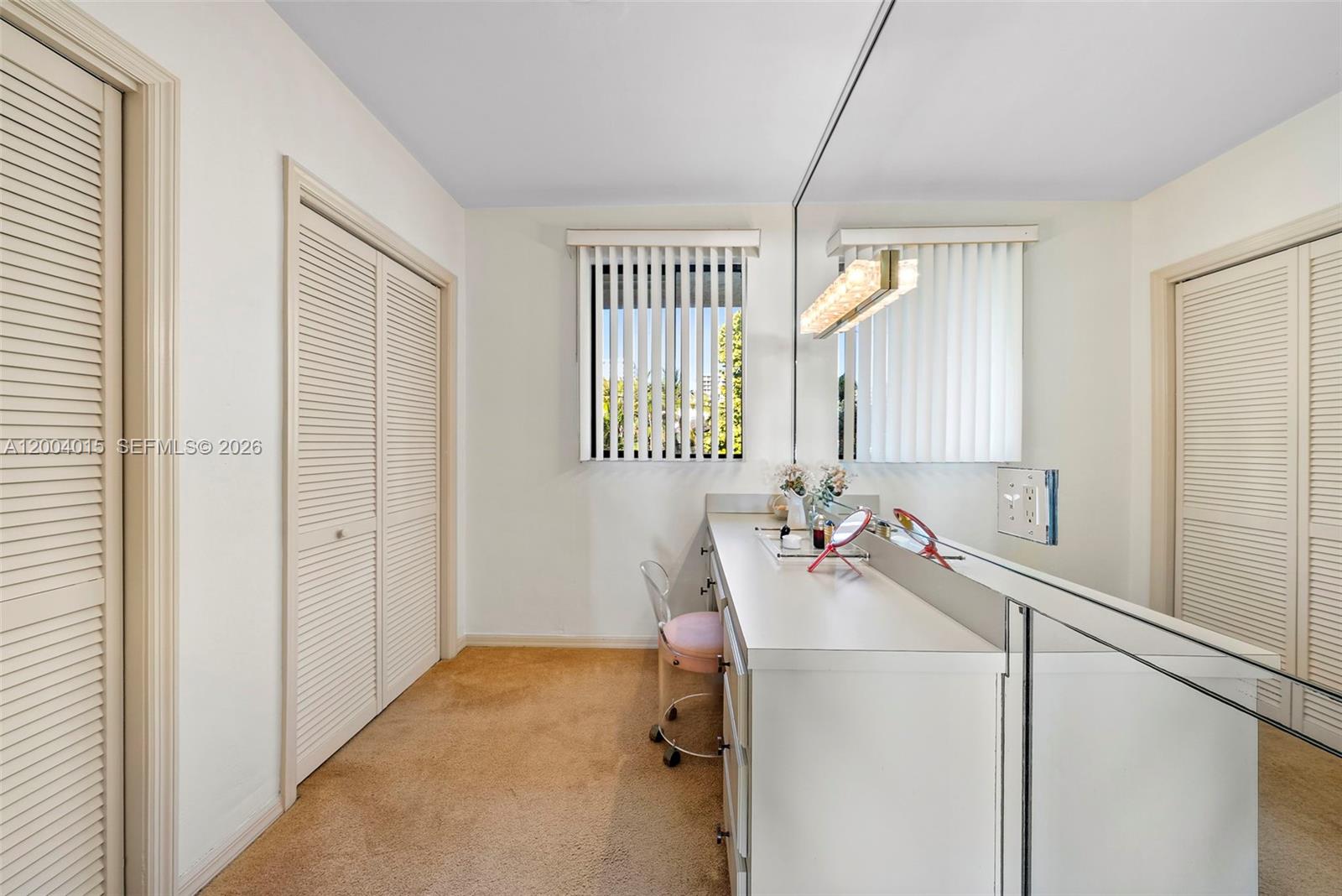 LAUDERDALE BEACH - Residential