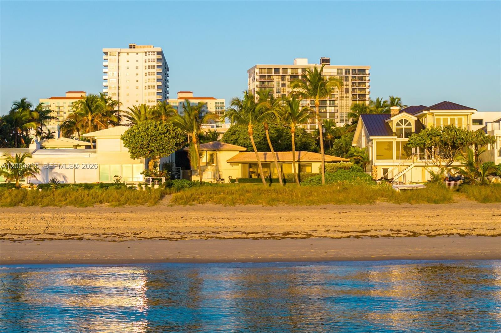 LAUDERDALE BEACH - Residential