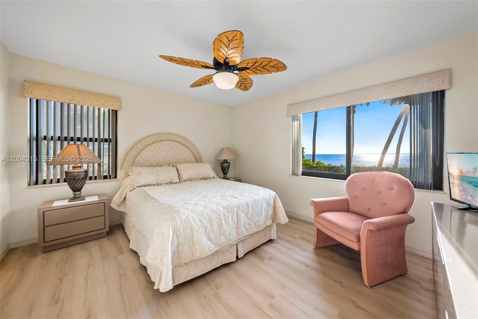 LAUDERDALE BEACH - Residential