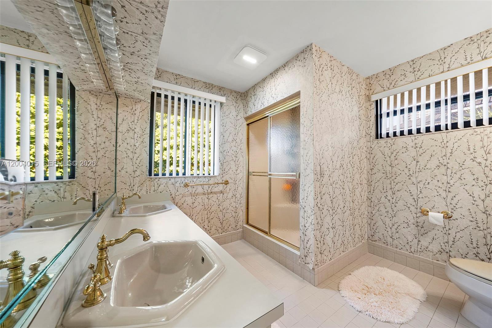 LAUDERDALE BEACH - Residential