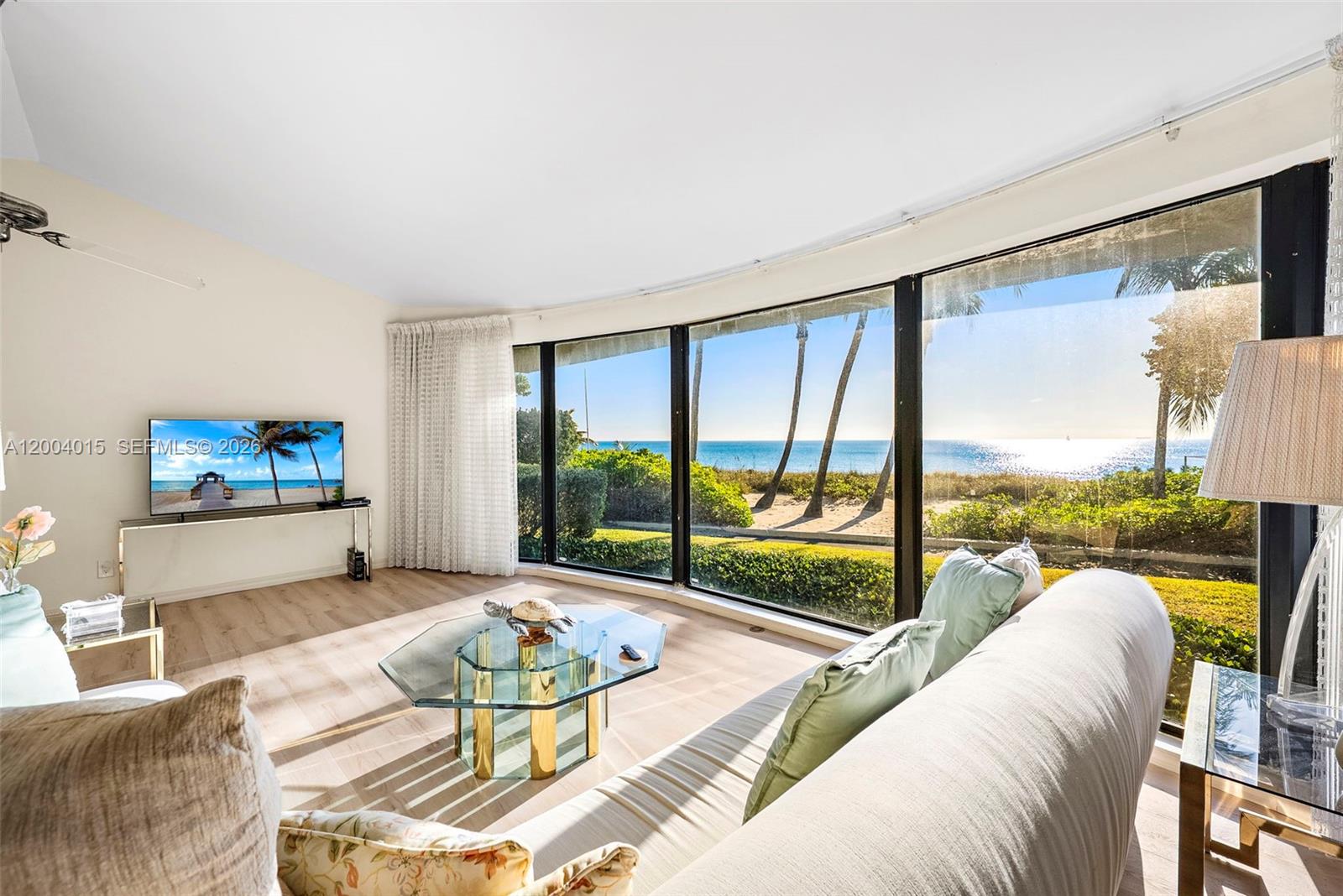 LAUDERDALE BEACH - Residential