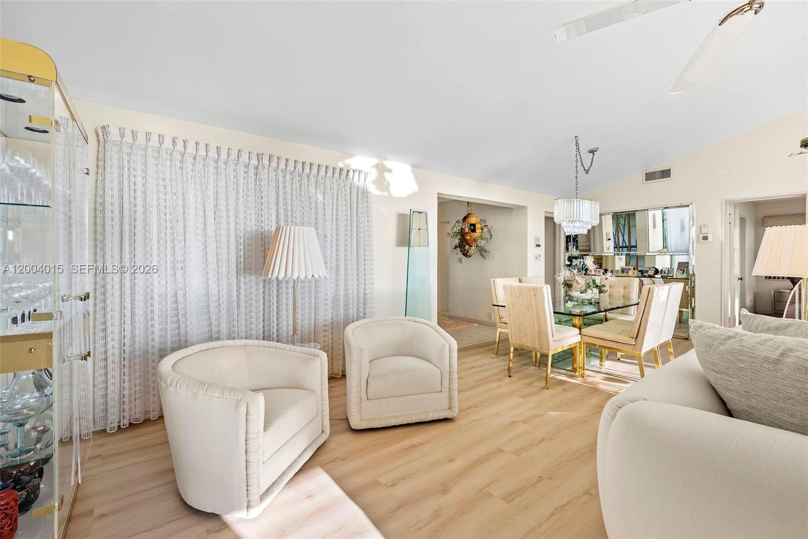 LAUDERDALE BEACH - Residential