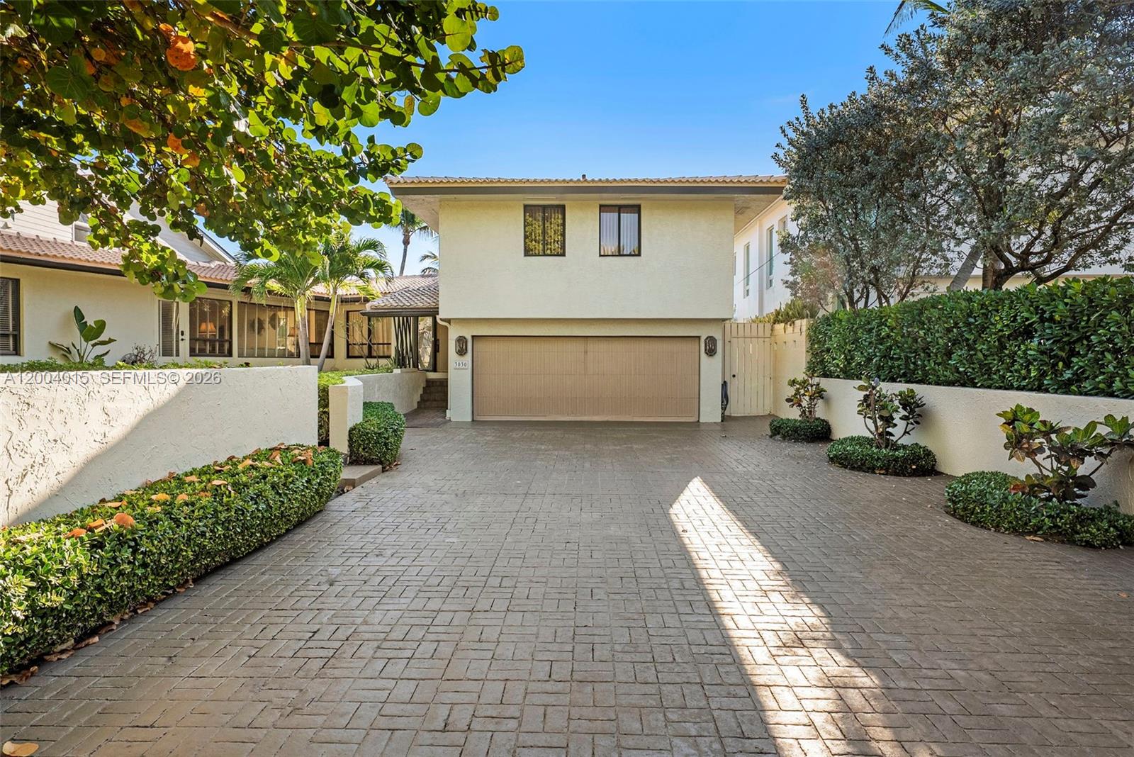 LAUDERDALE BEACH - Residential