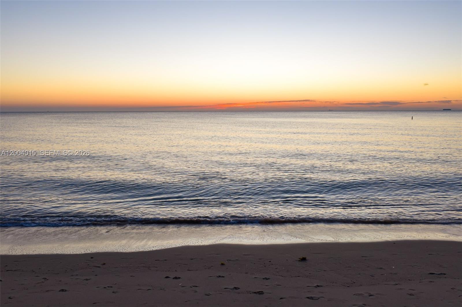 LAUDERDALE BEACH - Residential