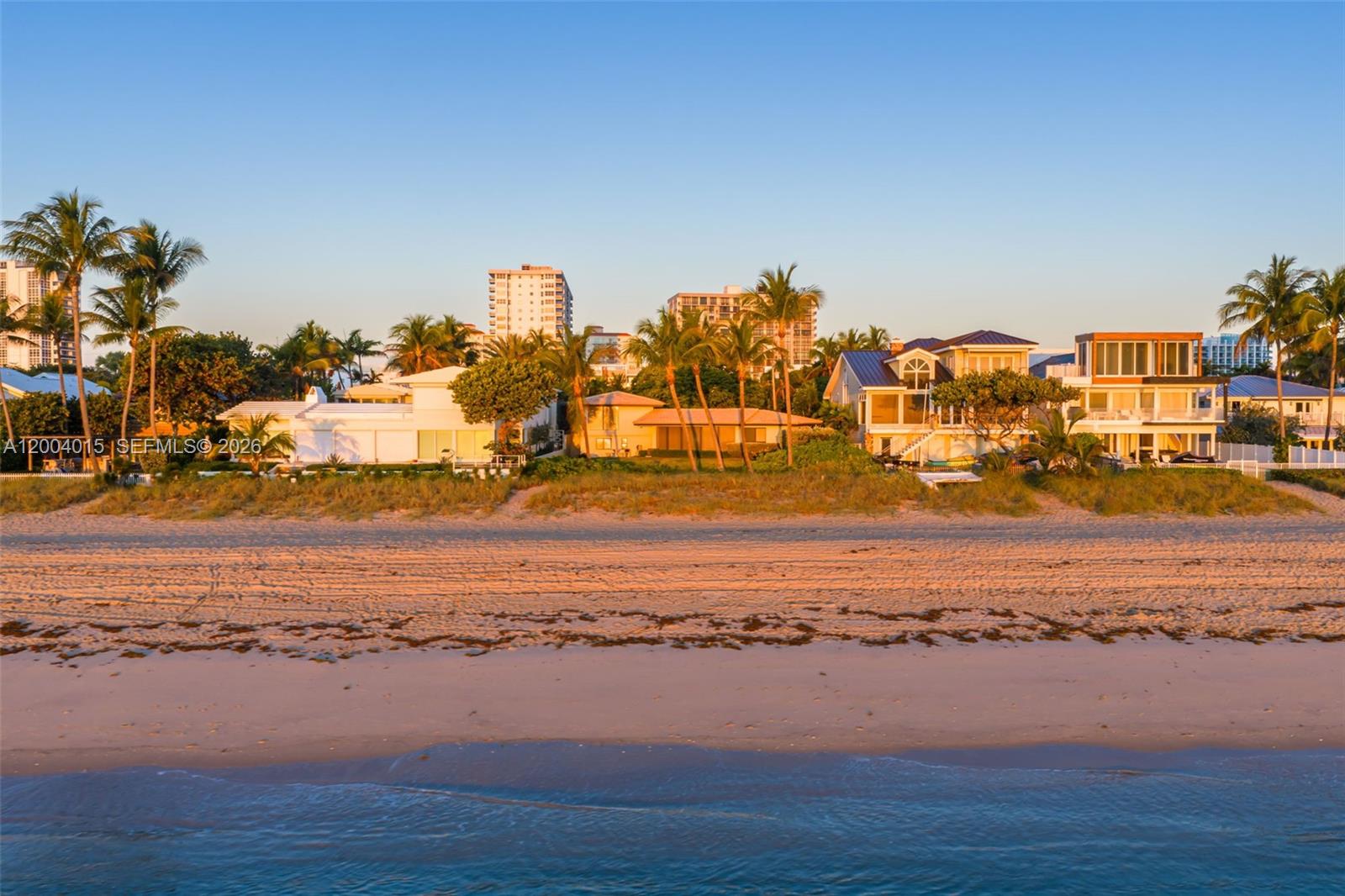LAUDERDALE BEACH - Residential