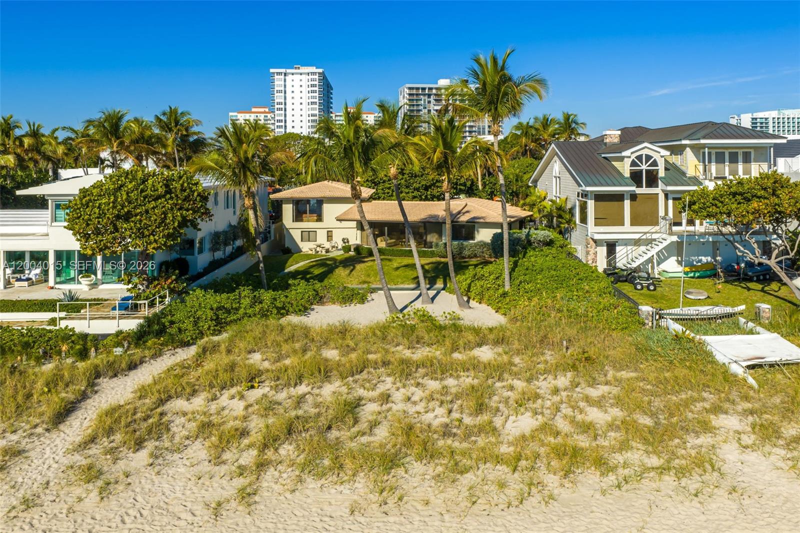 LAUDERDALE BEACH - Residential