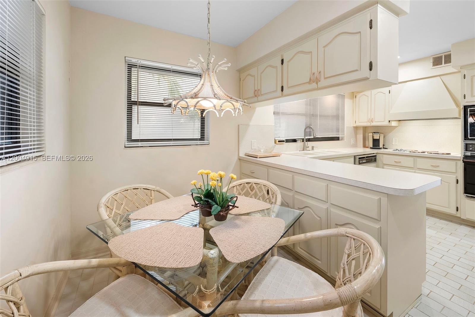 LAUDERDALE BEACH - Residential