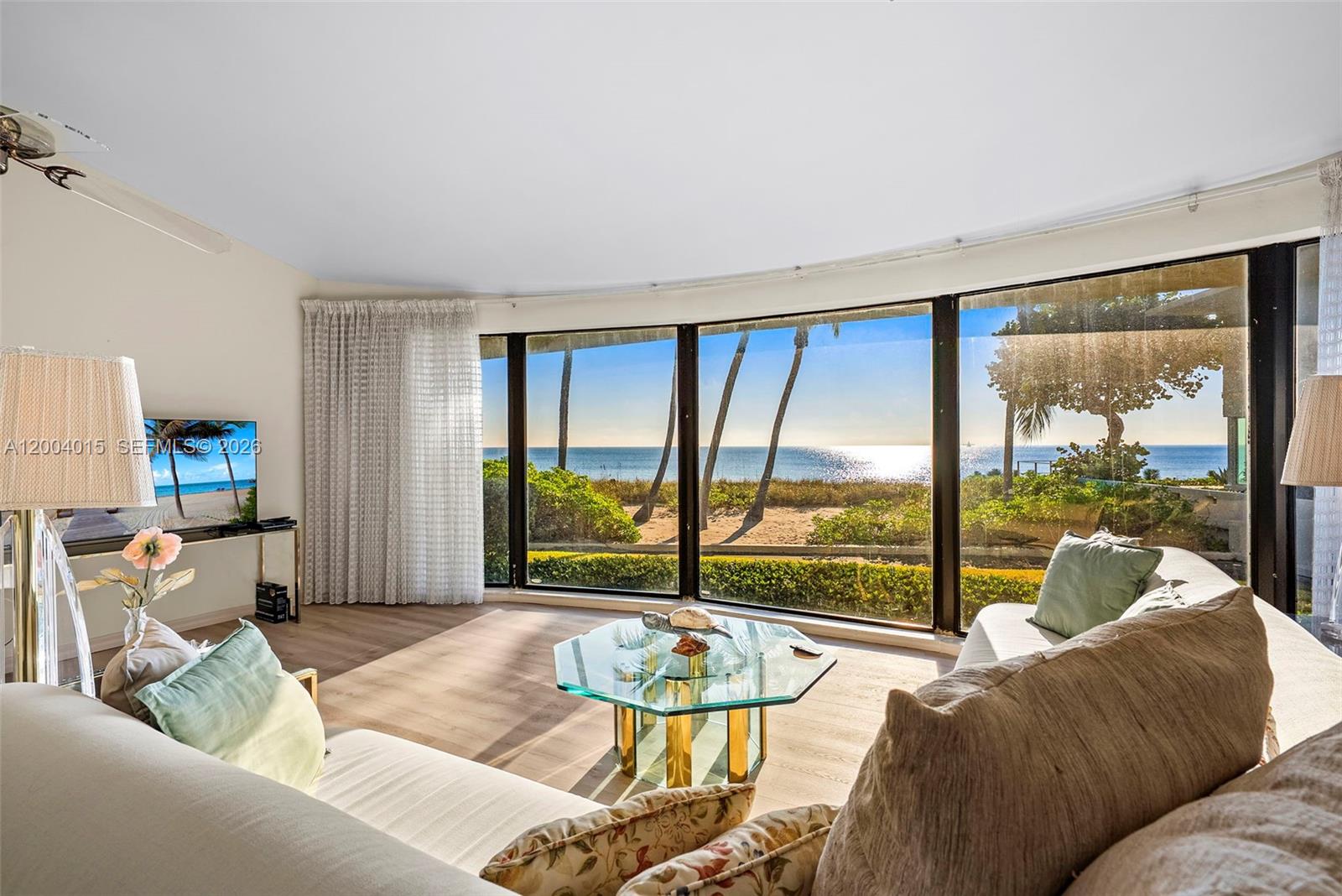 LAUDERDALE BEACH - Residential